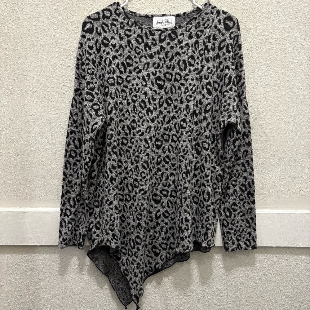 Joseph Ribkoff Grey and Black Asymmetrical Leopard Print Sweater Size 6